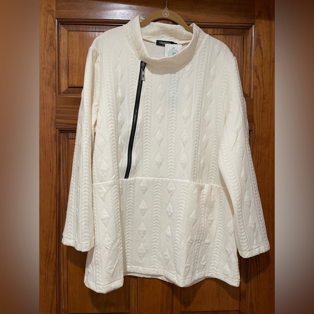 NWT cream color tunic top